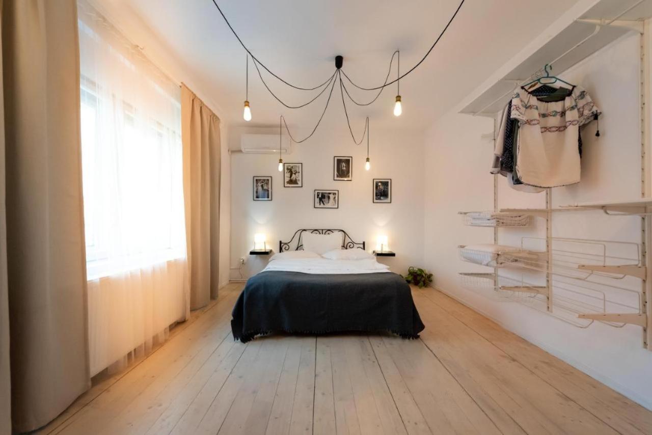 Color Old Town Center Apartment Bukarest