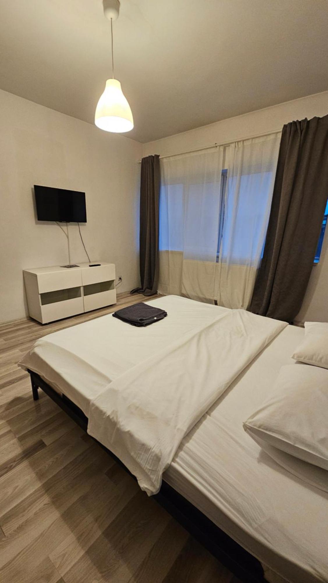 Color Old Town Center Apartment