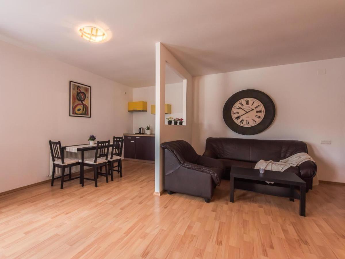 Apartment Color Old Town Center