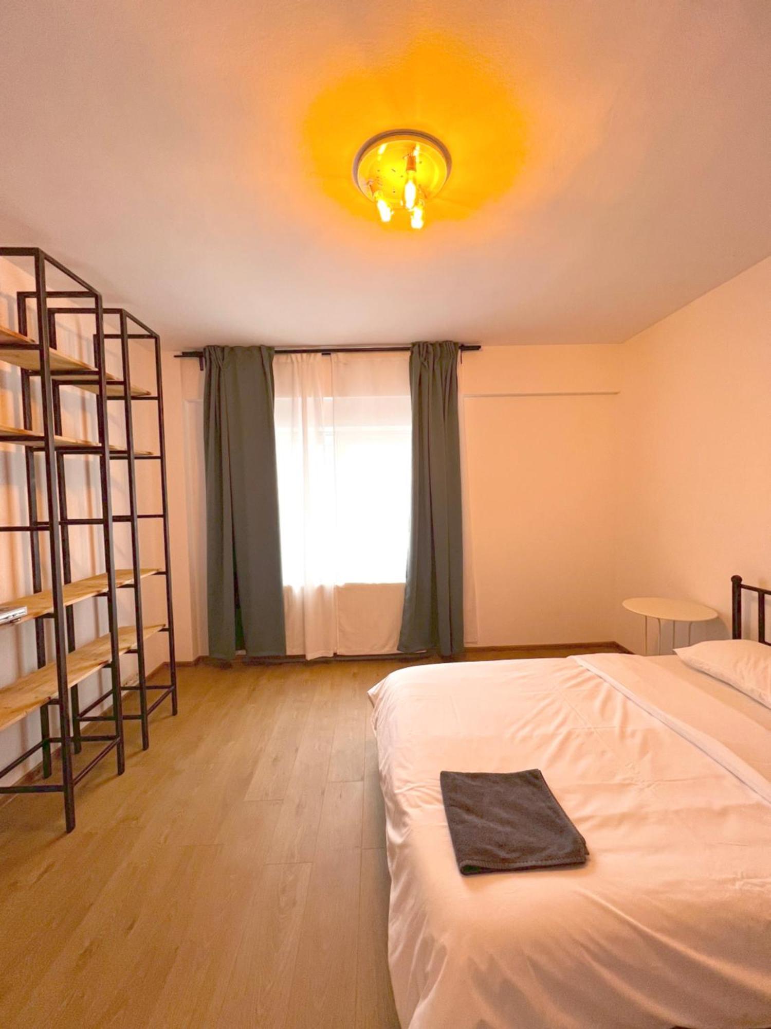Color Old Town Center Apartment *
